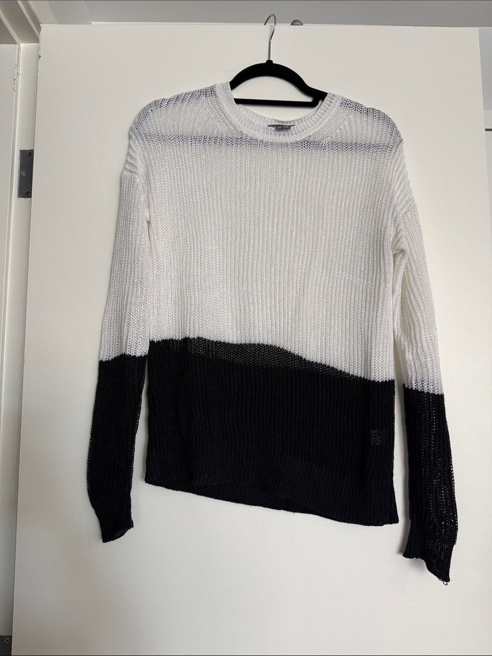 Vince Knit Sweater XS - Navy and White Colorblock
